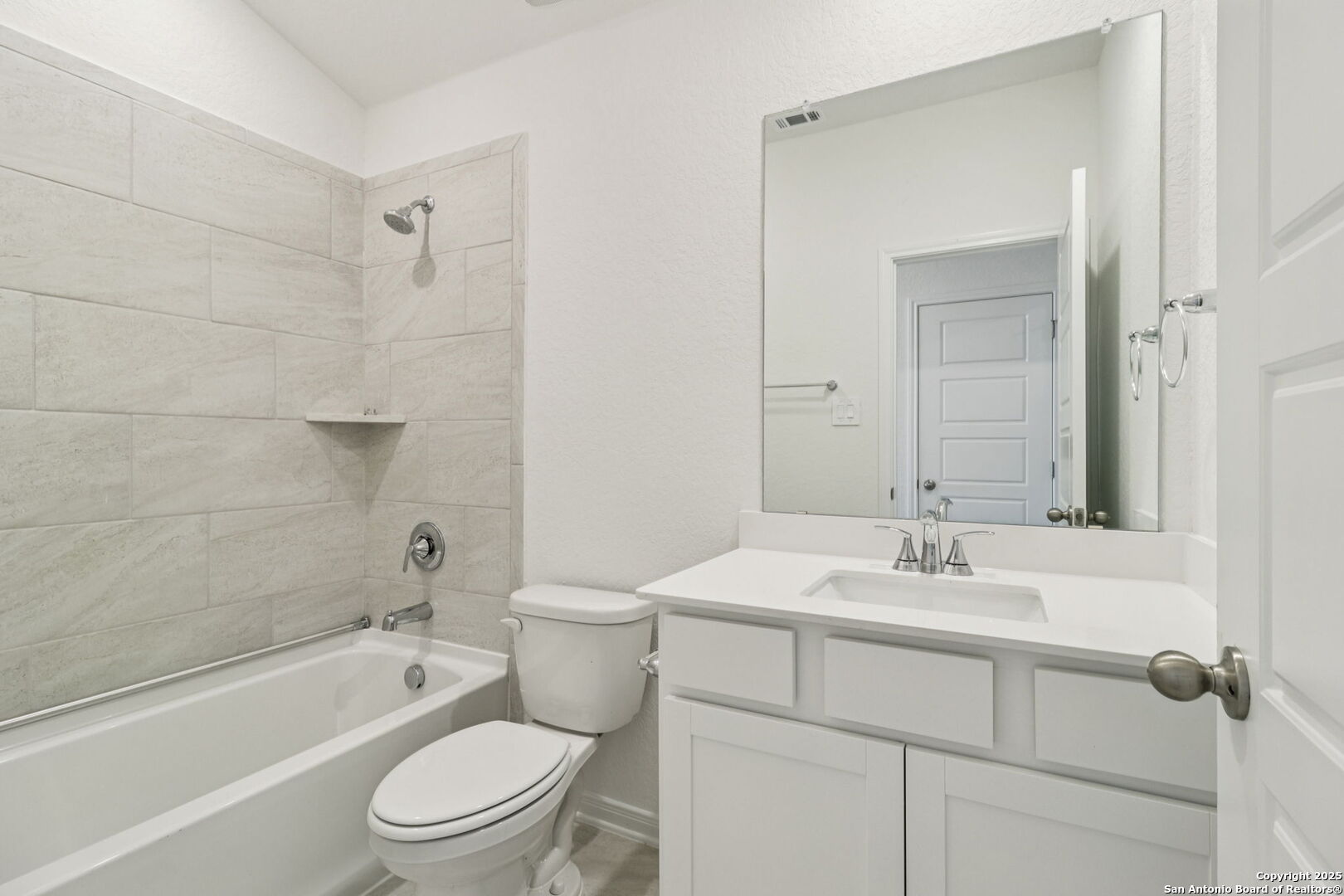9627 Grand Via Boulevard Converse TX 78109