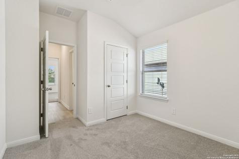 9627 Grand Via Boulevard Converse TX 78109