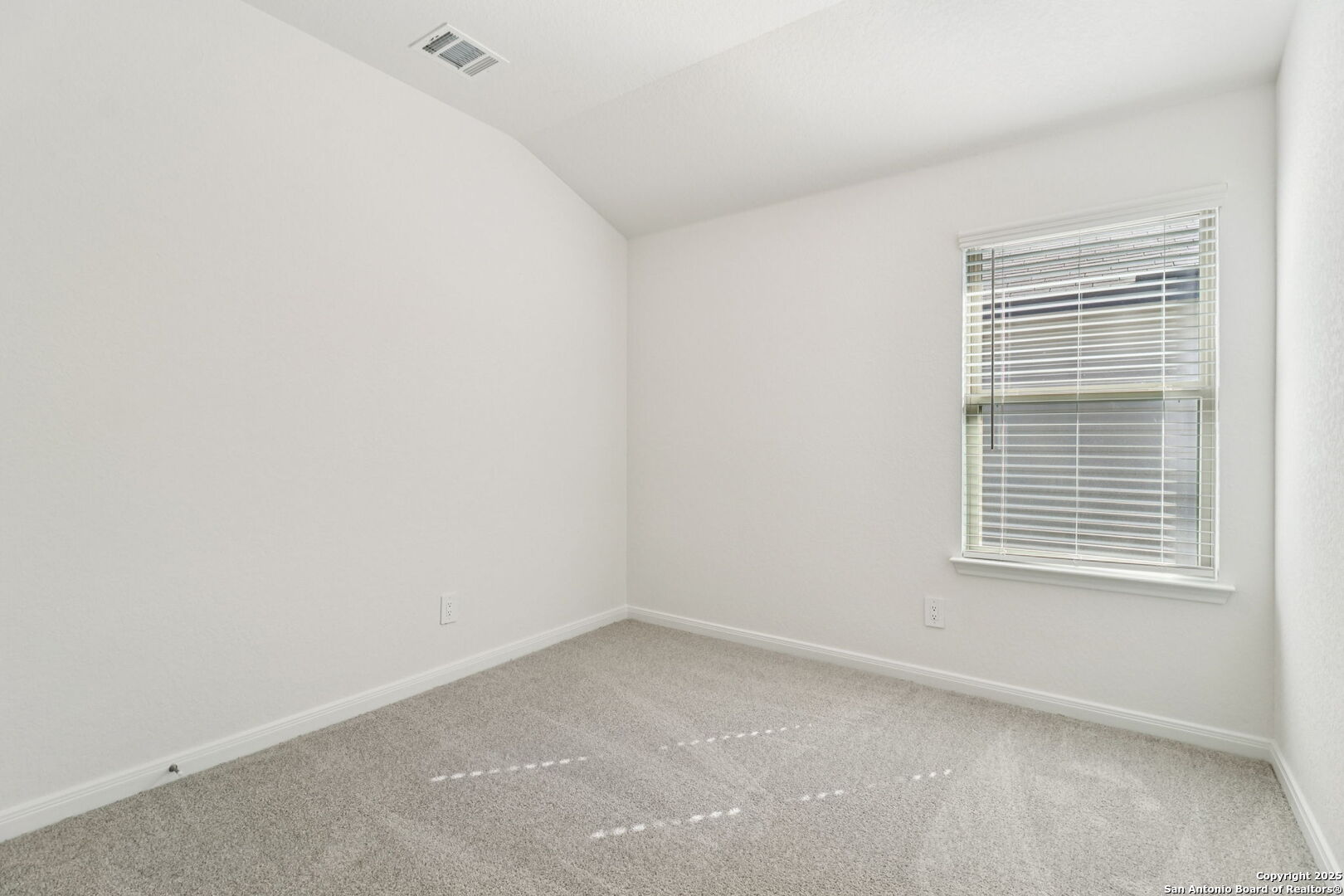 9627 Grand Via Boulevard Converse TX 78109