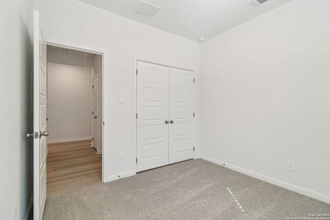 9627 Grand Via Boulevard Converse TX 78109
