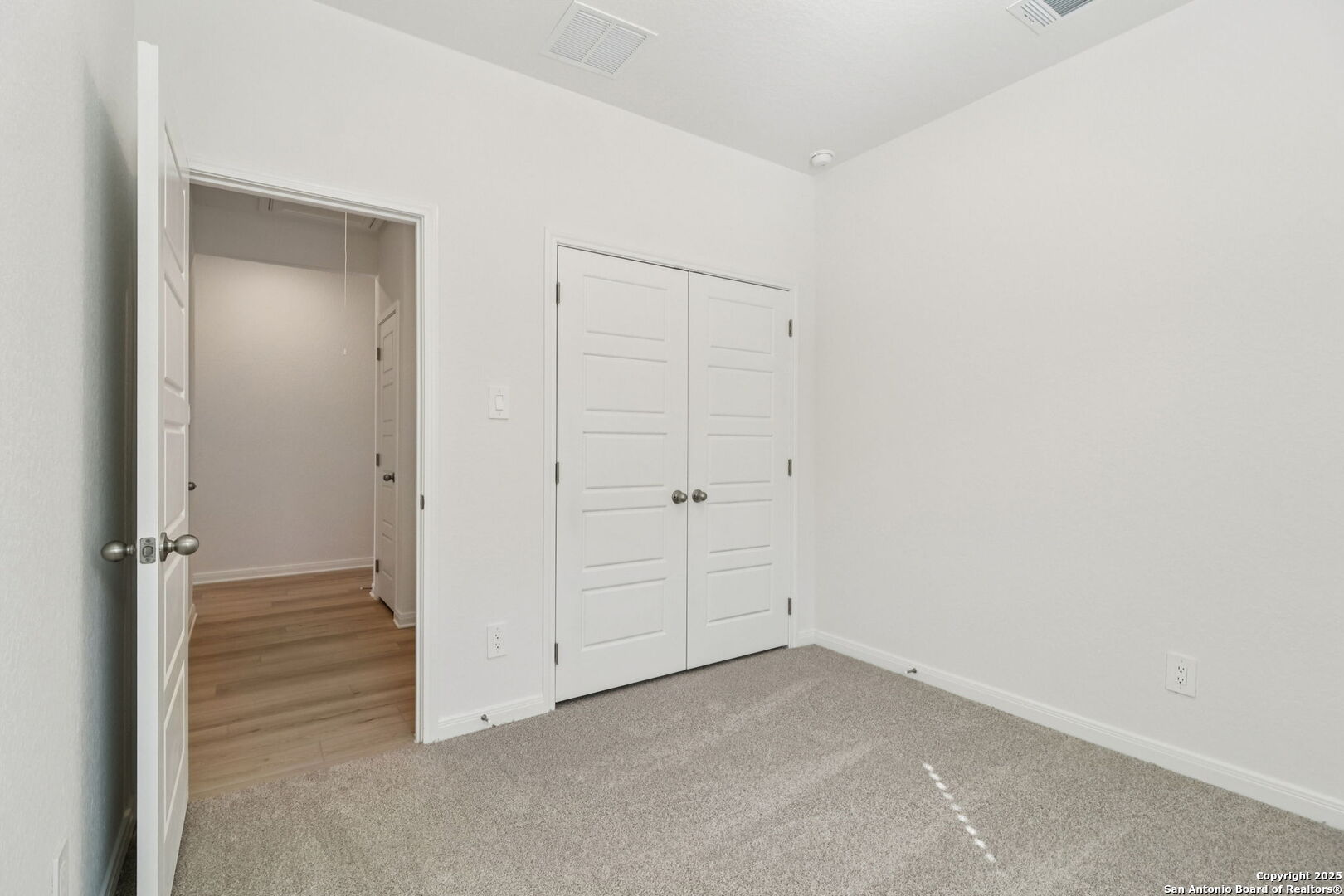 9627 Grand Via Boulevard Converse TX 78109