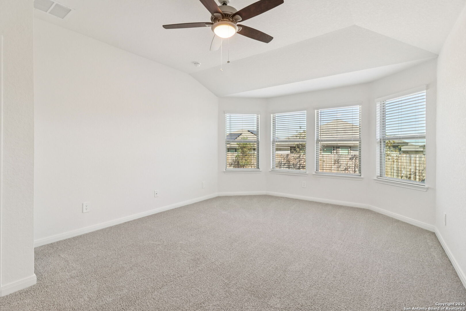 9627 Grand Via Boulevard Converse TX 78109
