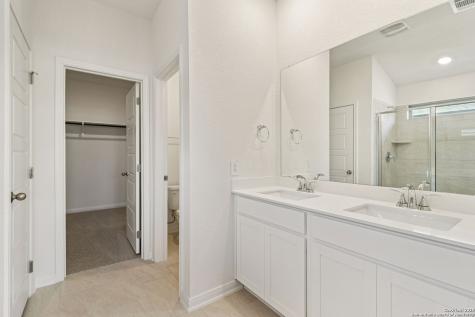 9627 Grand Via Boulevard Converse TX 78109