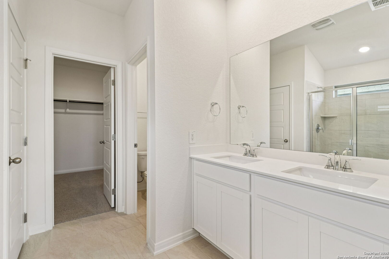 9627 Grand Via Boulevard Converse TX 78109