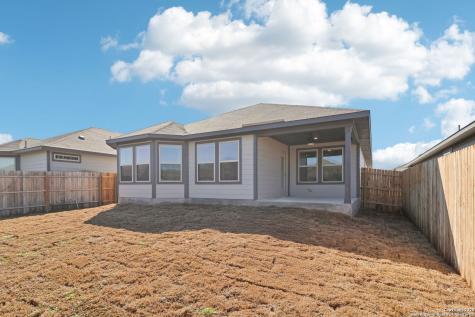 9627 Grand Via Boulevard Converse TX 78109