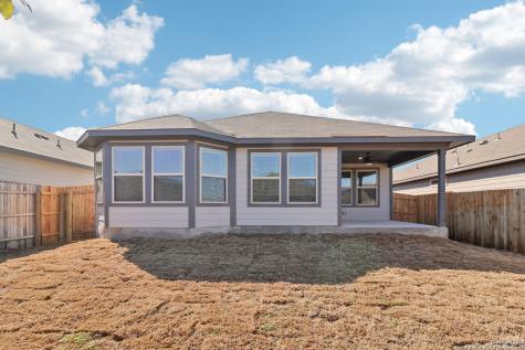 9627 Grand Via Boulevard Converse TX 78109