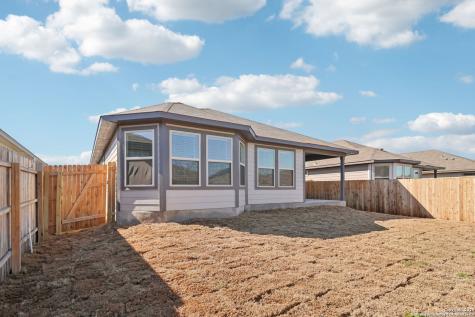 9627 Grand Via Boulevard Converse TX 78109
