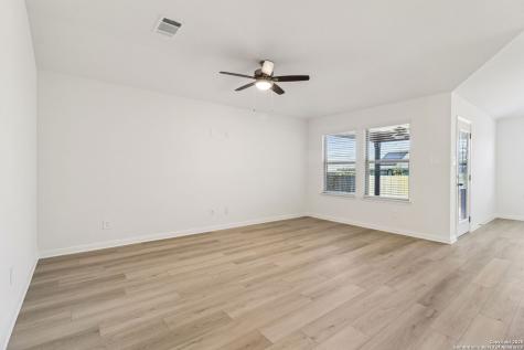 9627 Grand Via Boulevard Converse TX 78109