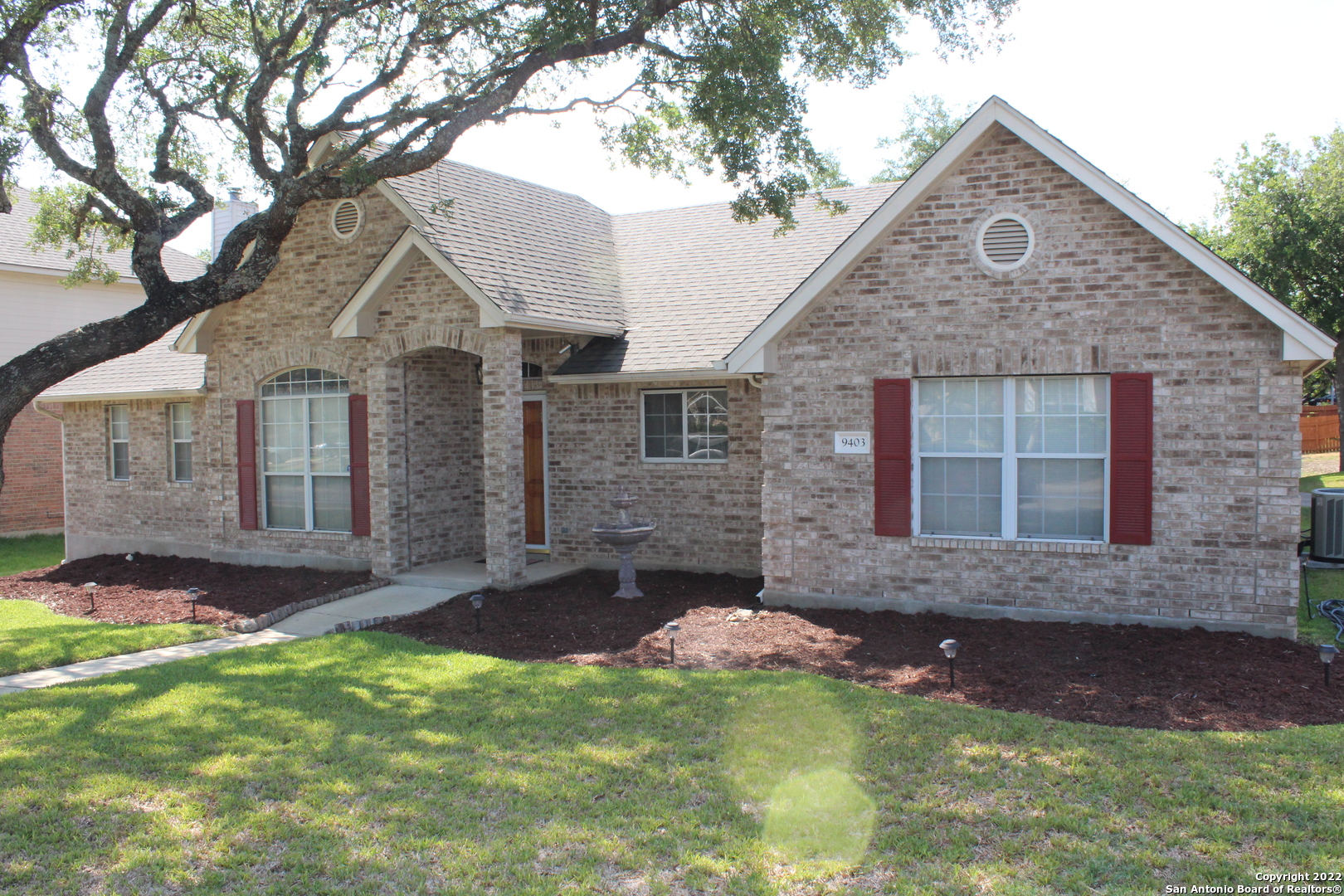 9403 Silent Oaks San Antonio TX 78250