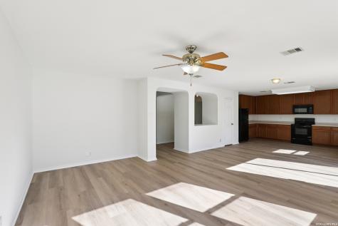 12918 Thomas Sumter Street San Antonio TX 78233