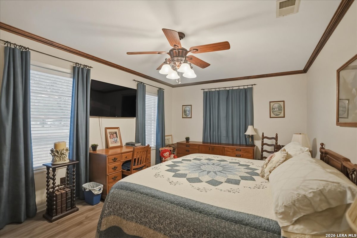 1309 Burleson Street George West TX 78022