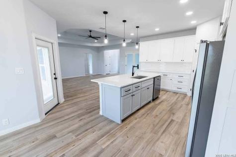 105 Merion Lane La Vernia TX 78121