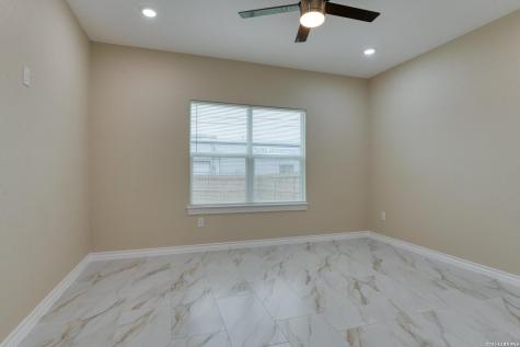 5511 Pageland Drive Kirby TX 78219