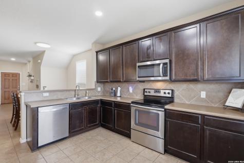 3846 Sierra Birch San Antonio TX 78261