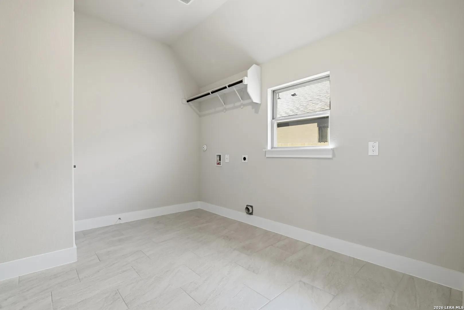 305 Haby Hill San Antonio TX 78253