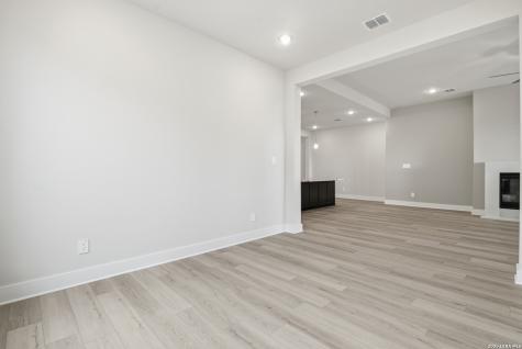305 Haby Hill San Antonio TX 78253