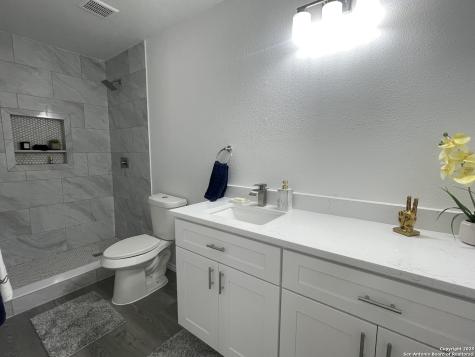 6702 Mountain Asia San Antonio TX 78233