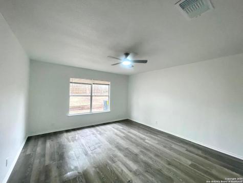 6702 Mountain Asia San Antonio TX 78233
