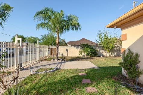 898 Chapman Street San Benito TX 78586