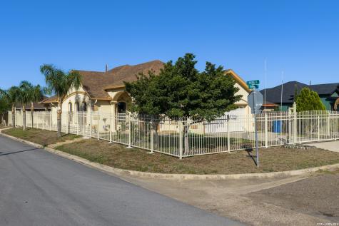 898 Chapman Street San Benito TX 78586