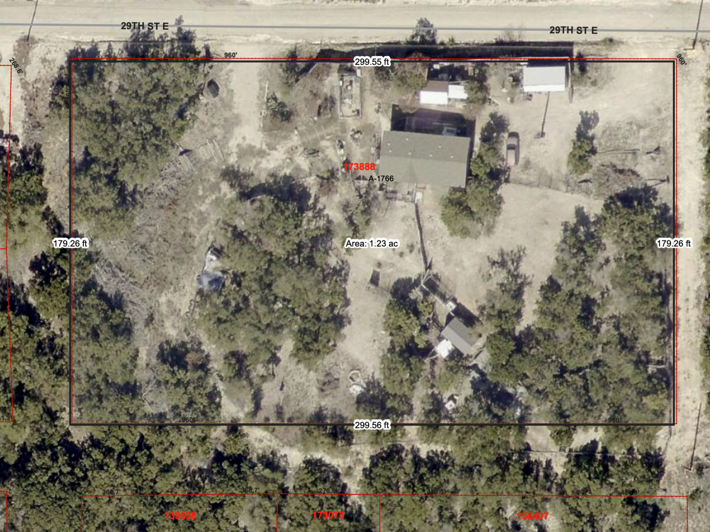 324 29th Street E Lakehills TX 78063