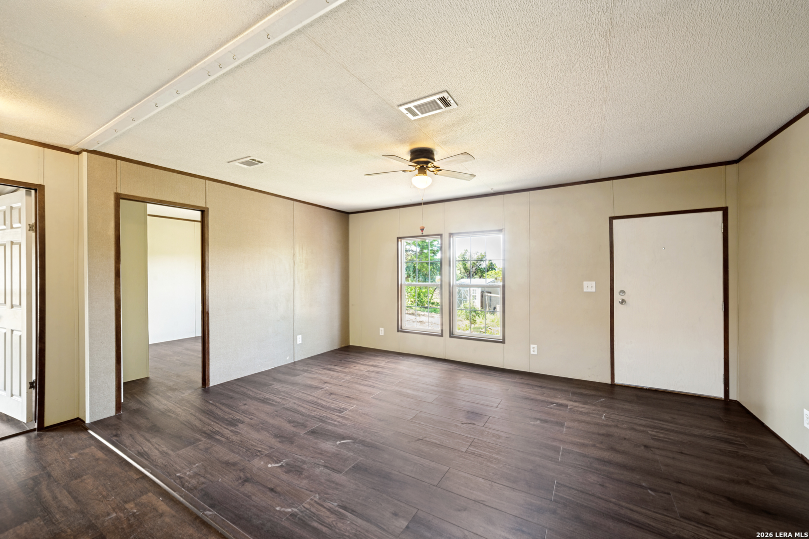324 29th Street E Lakehills TX 78063