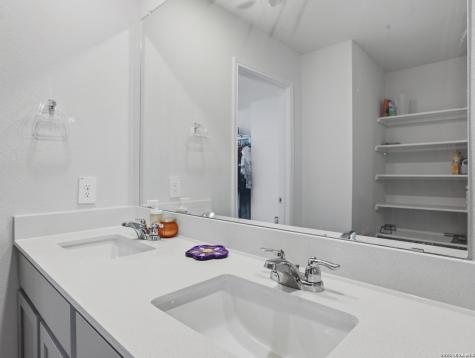 185 Gerasa Drive Uhland TX 78640