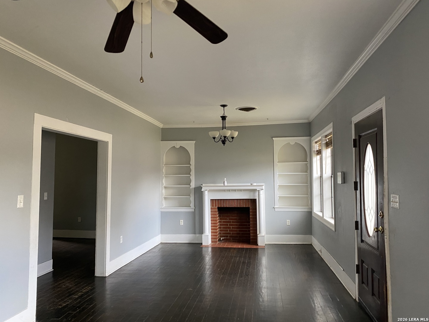 311 W Garden Uvalde TX 78801