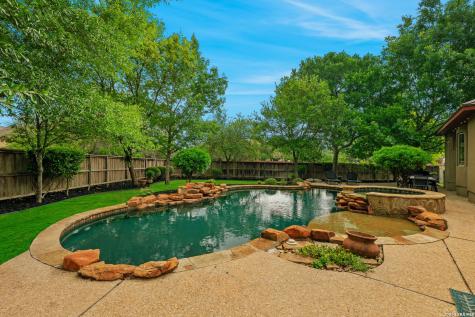 8813 Jodhpur Boerne TX 78015