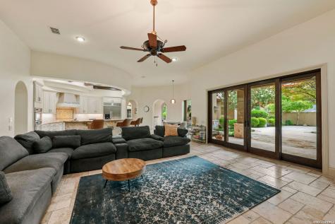 8813 Jodhpur Boerne TX 78015
