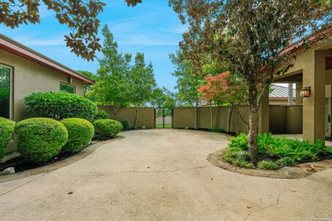 8813 Jodhpur Boerne TX 78015