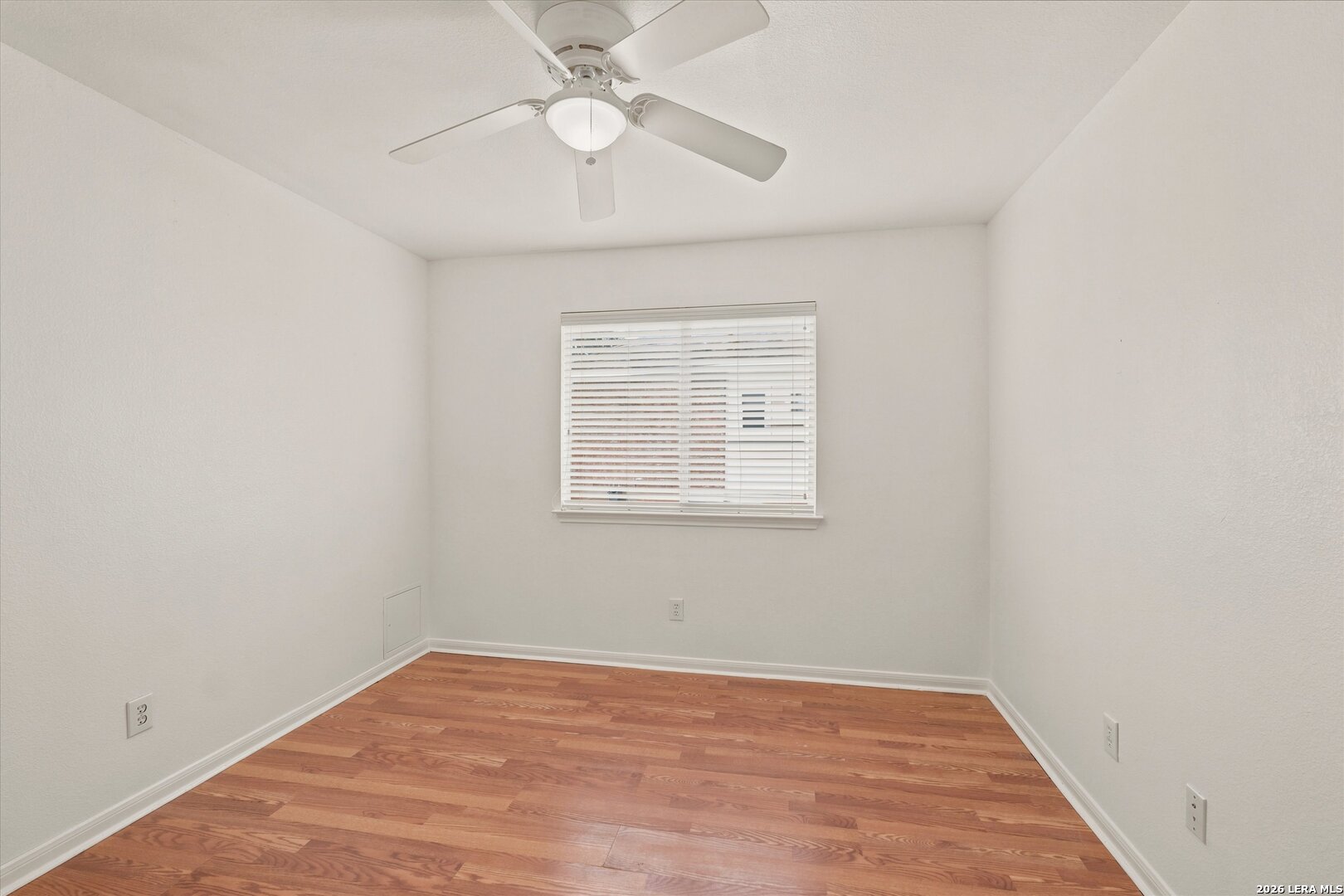 8803 Verde Oaks Universal City TX 78148