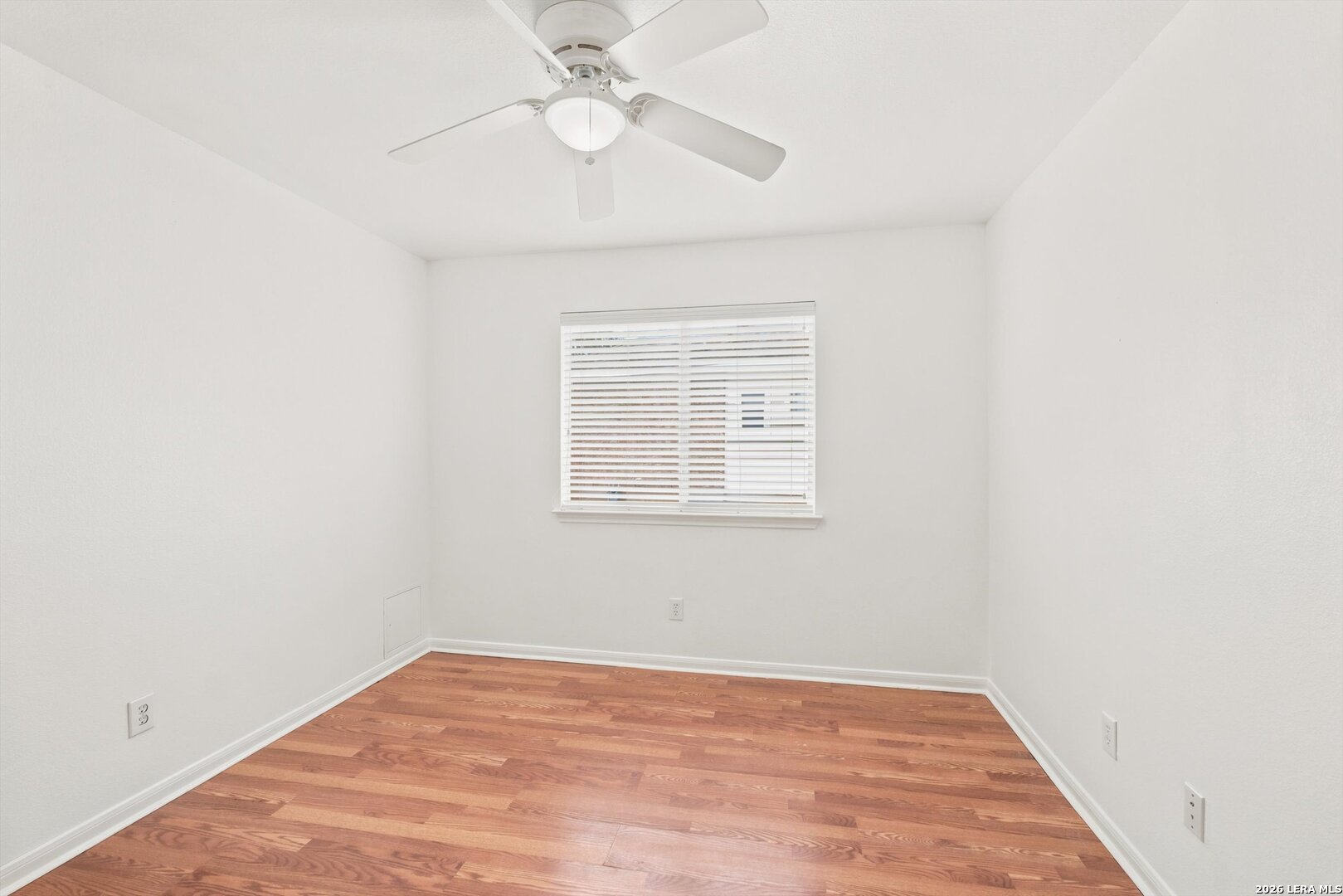 8803 Verde Oaks Universal City TX 78148