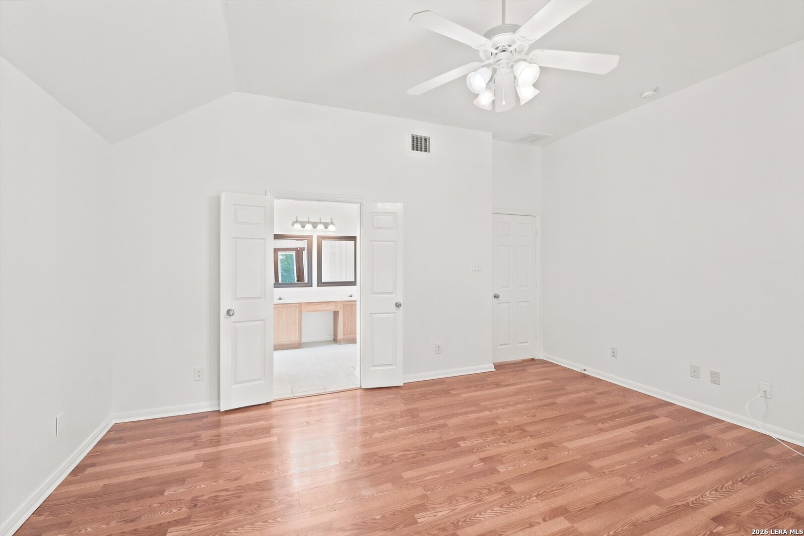 8803 Verde Oaks Universal City TX 78148
