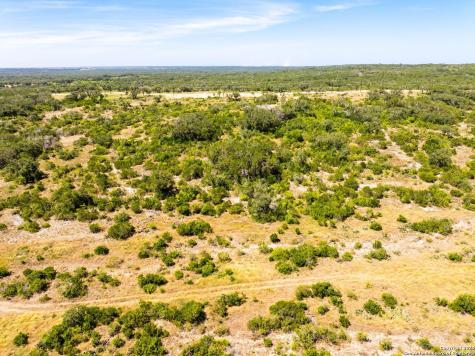 0 Grand Oaks Hondo TX 78861