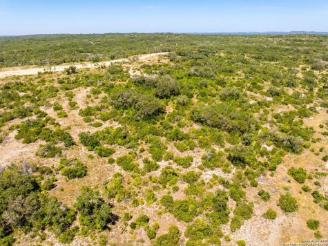 0 Grand Oaks Hondo TX 78861