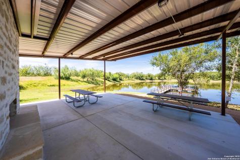 0 Grand Oaks Hondo TX 78861