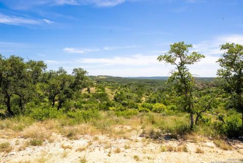 0 Grand Oaks Hondo TX 78861