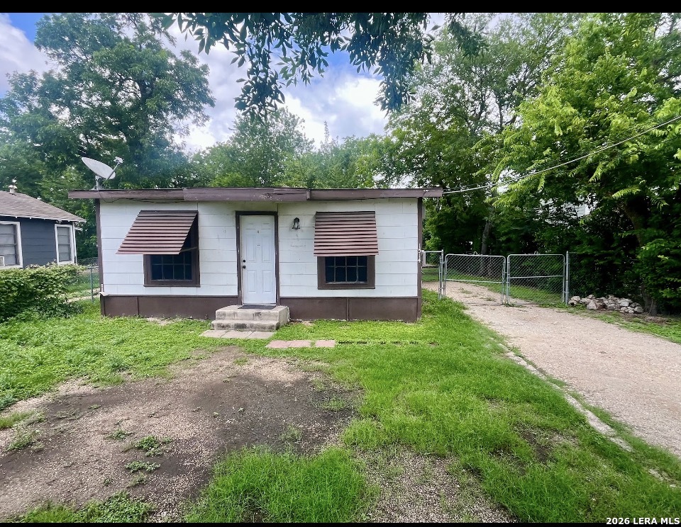 1514 Commercial Avenue San Antonio TX 78221