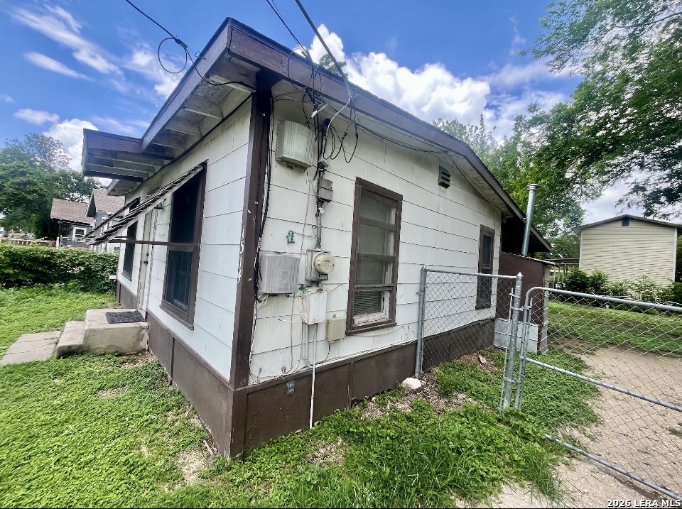 1514 Commercial Avenue San Antonio TX 78221