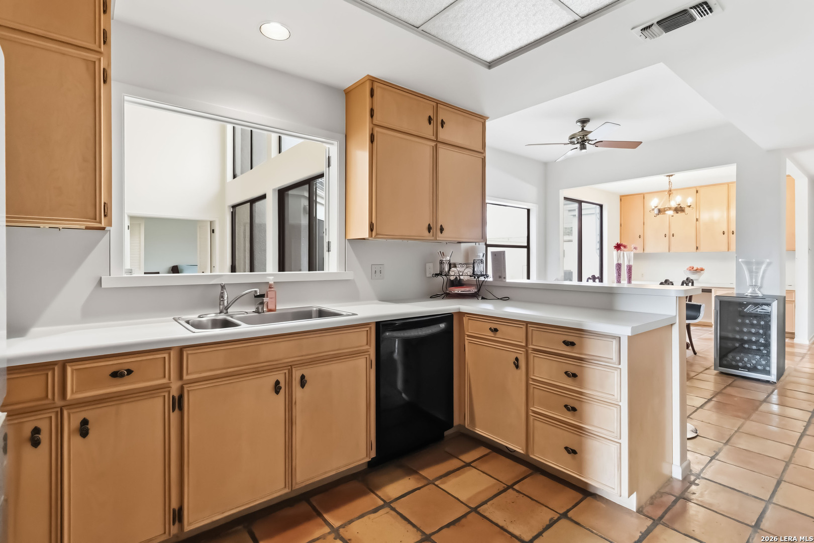 7609 N Songbird San Antonio TX 78229
