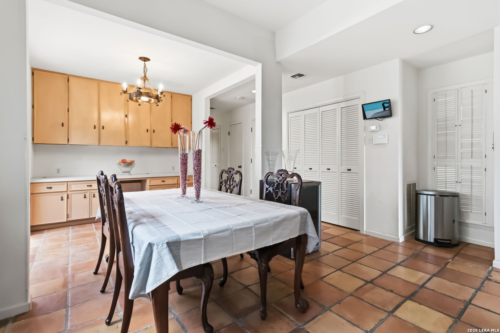 7609 N Songbird San Antonio TX 78229
