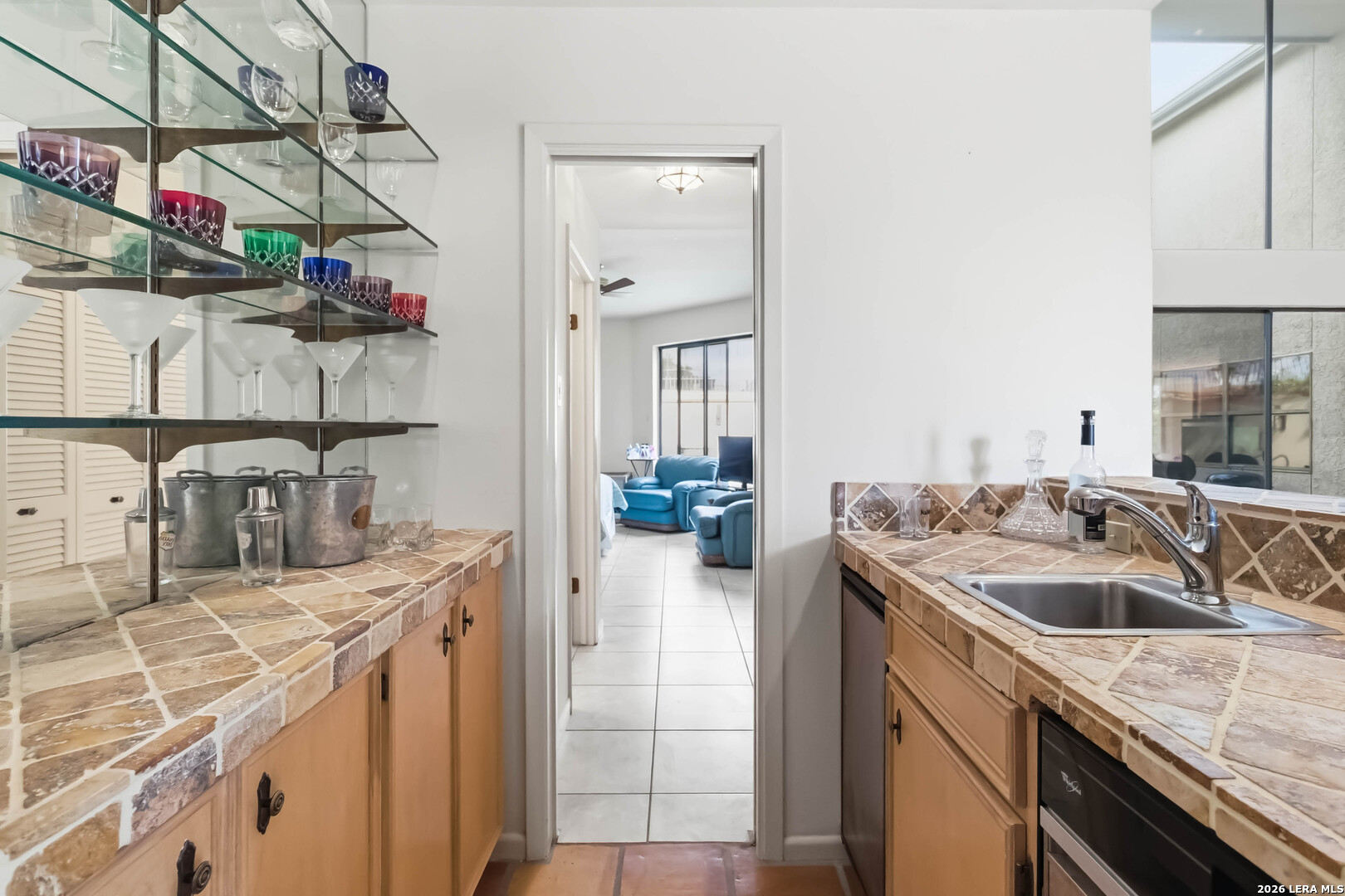 7609 N Songbird San Antonio TX 78229