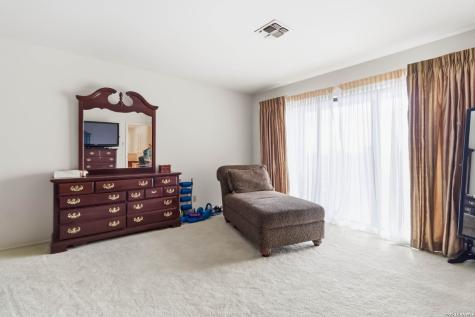 7609 N Songbird San Antonio TX 78229