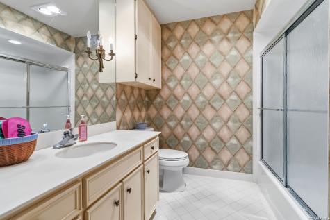 7609 N Songbird San Antonio TX 78229