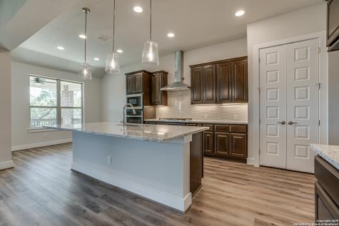 5014 Estates Oak Way San Antonio TX 78263