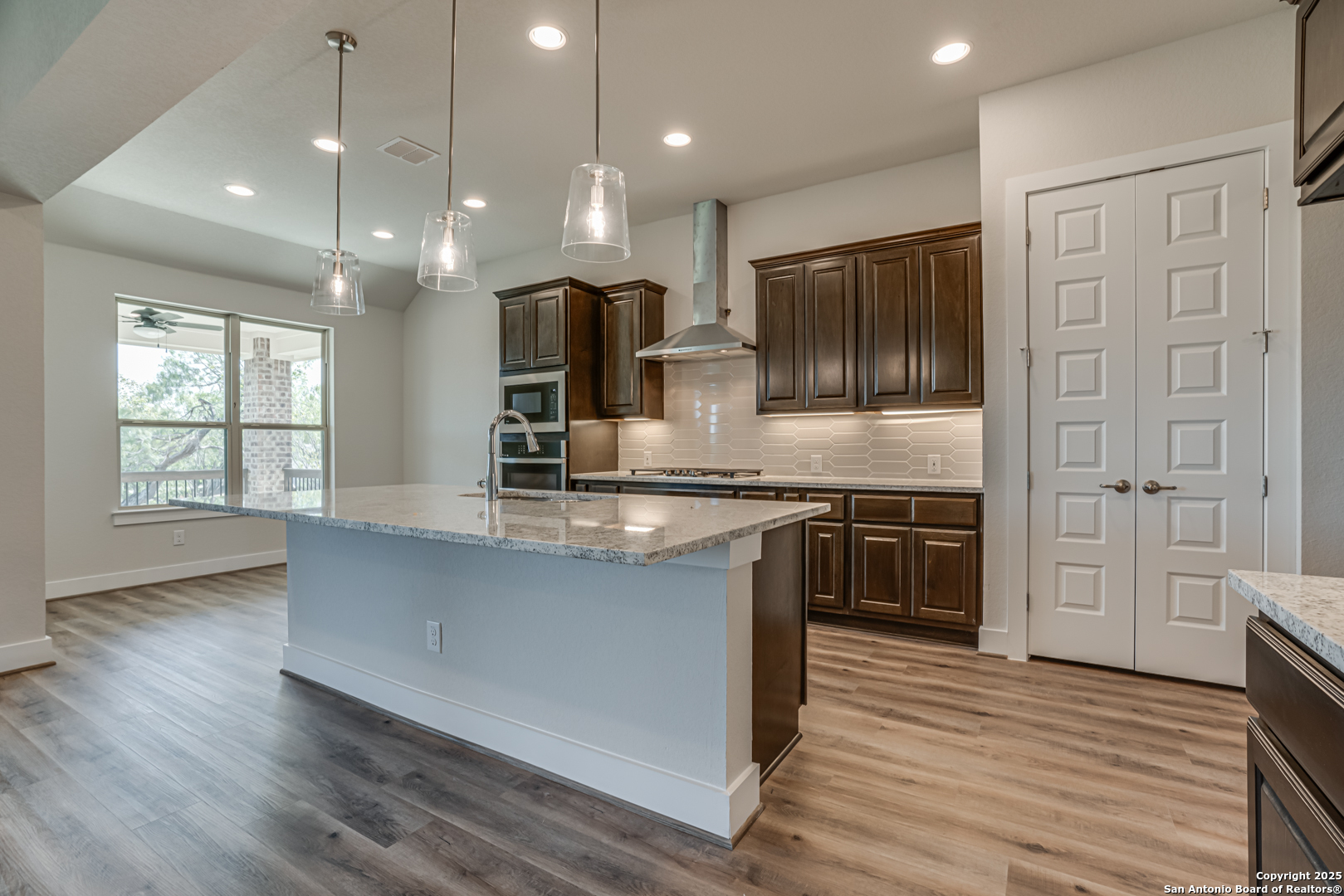 5014 Estates Oak Way San Antonio TX 78263