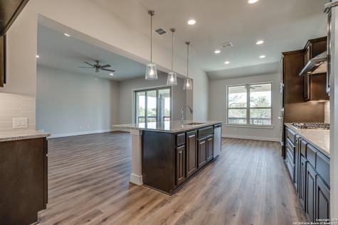 5014 Estates Oak Way San Antonio TX 78263