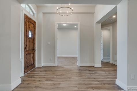 5014 Estates Oak Way San Antonio TX 78263