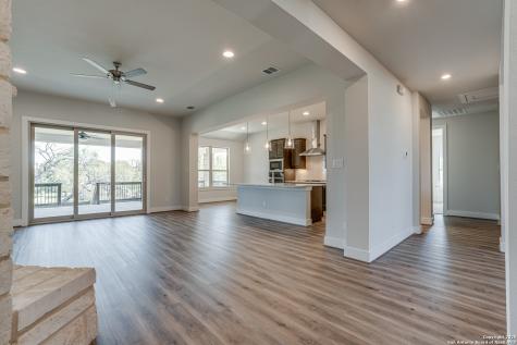 5014 Estates Oak Way San Antonio TX 78263